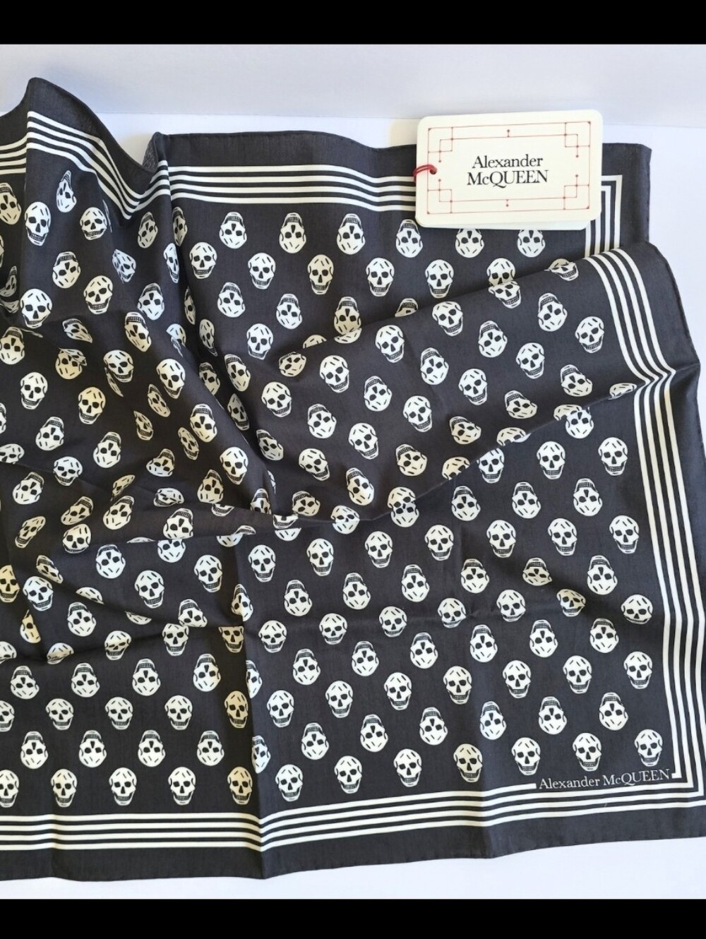 Alexander McQueen Small Bandana Scarf Black White - Picture 1 of 4